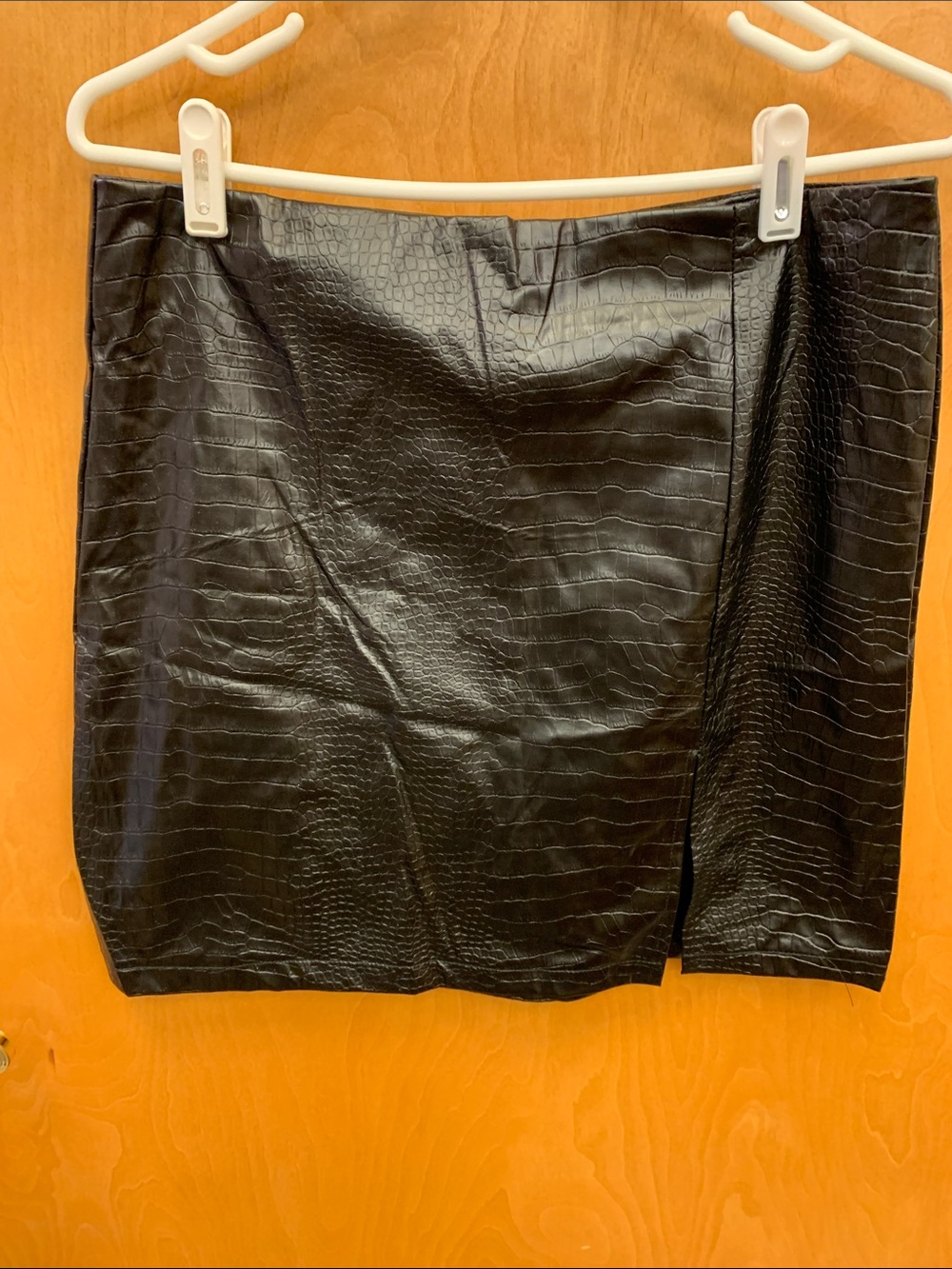 SHEIN Black Faux Croc Mini Skirt with Side Slit